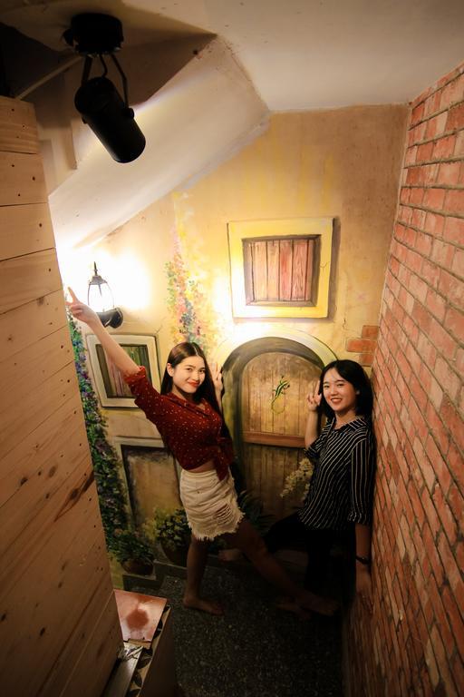 Wanderlust Saigon & Rooftop Bar Albergue *