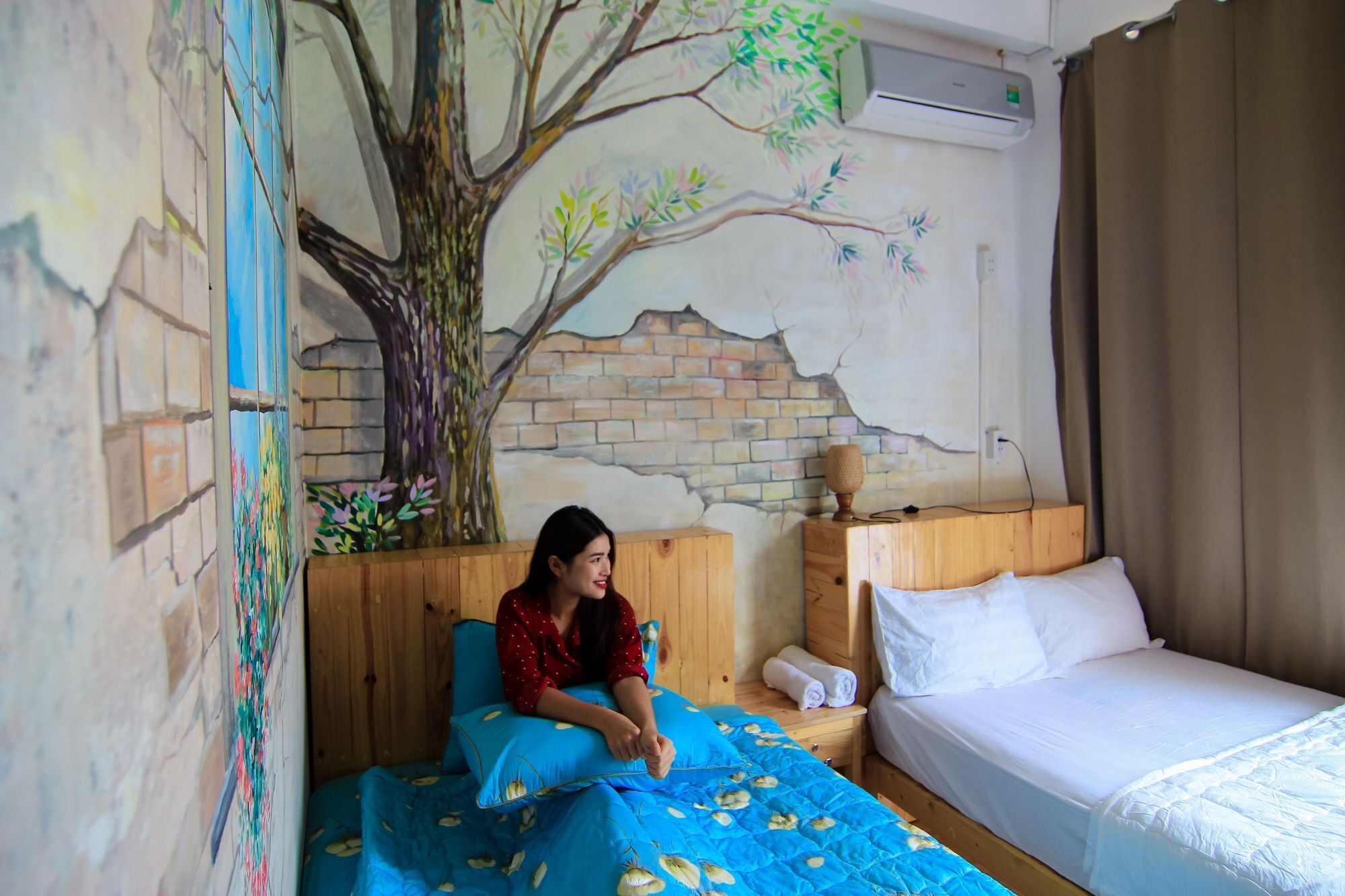 Wanderlust Saigon & Rooftop Bar Albergue *